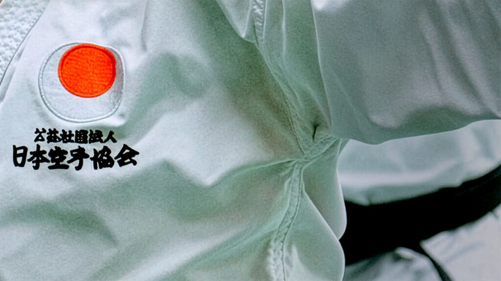 PARIS-SHOTO KARATE JKA Dogi Shotokan JKA avec emblème officiel et idéogrammes – Paris-Shoto Karate JKA Paris 9e et 15e